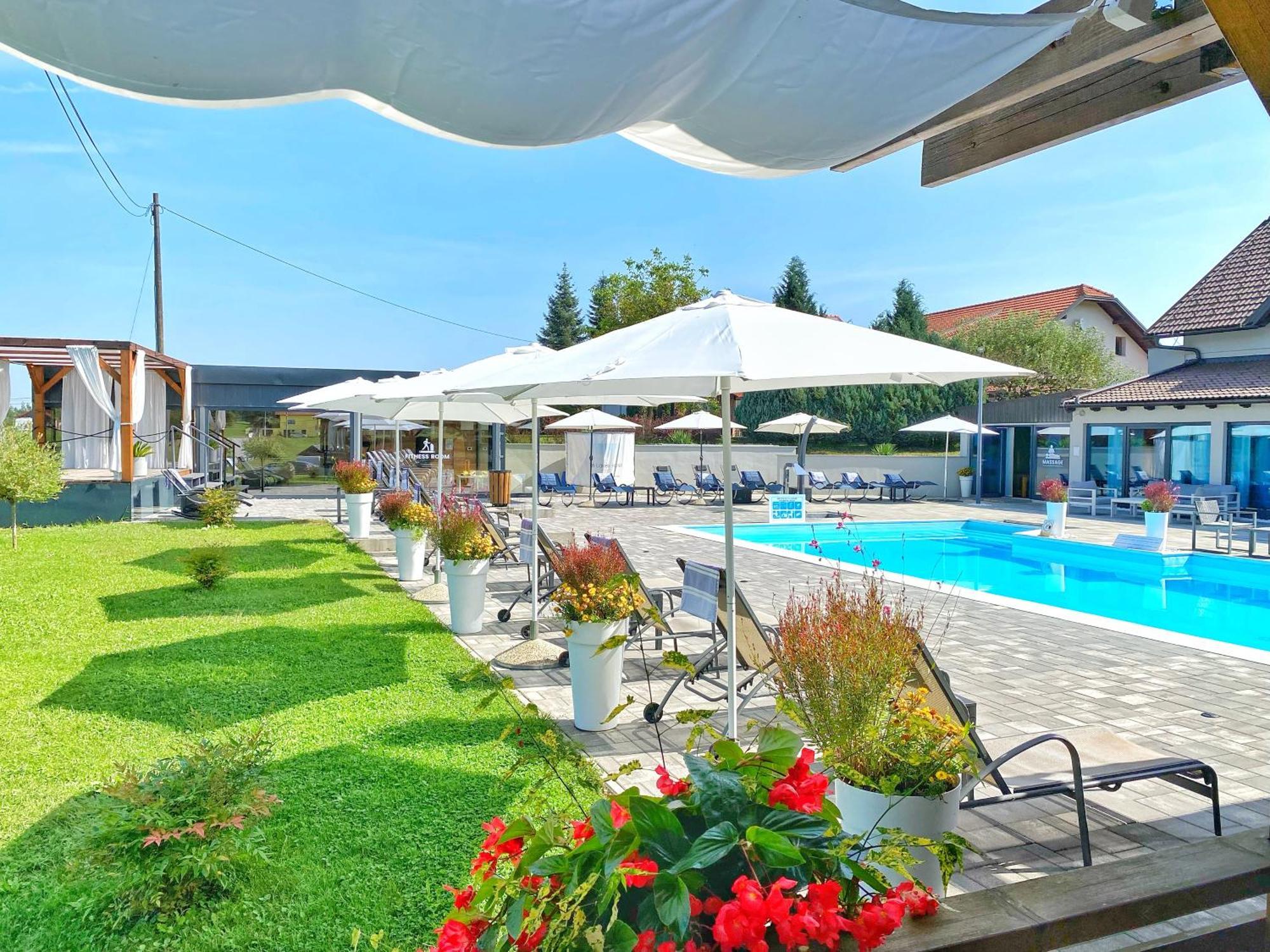 16 Lakes Guesthouse Grabovac  Ngoại thất bức ảnh