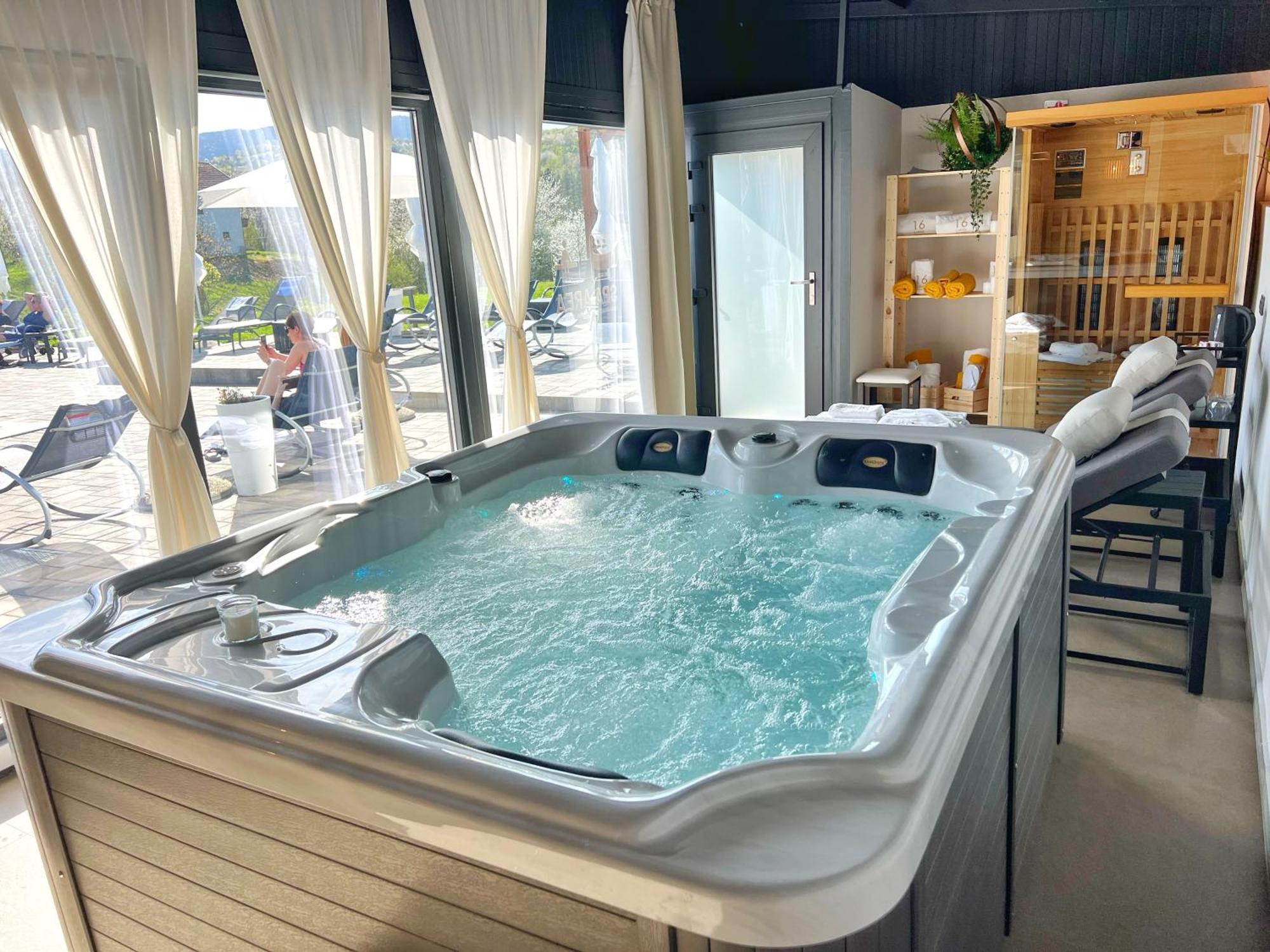 16 Lakes Guesthouse Grabovac  Ngoại thất bức ảnh
