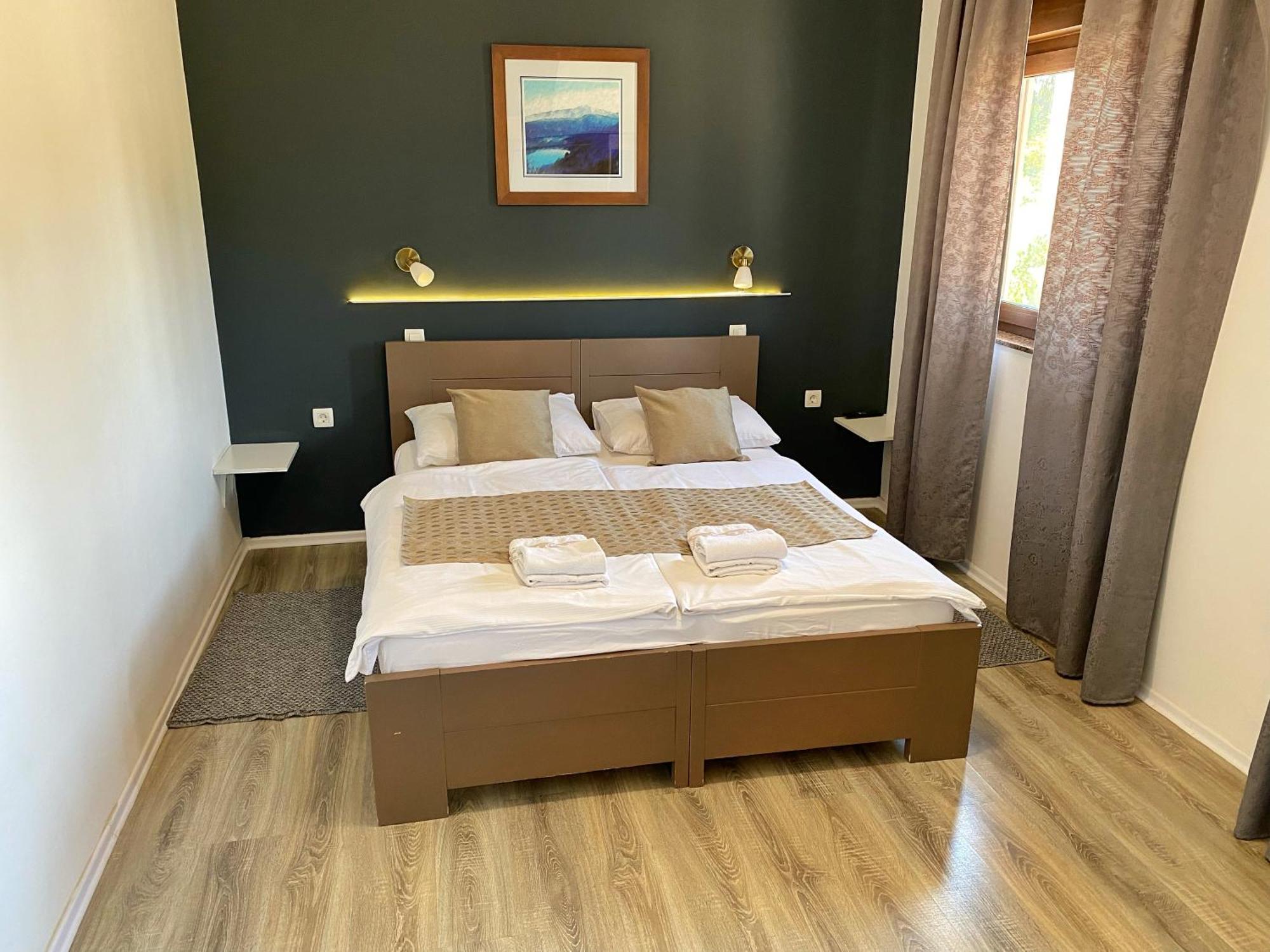 16 Lakes Guesthouse Grabovac  Ngoại thất bức ảnh